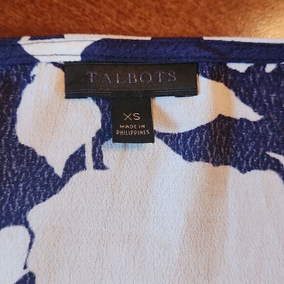 Talbots Poet Long Sleeve Wrap V-Neck Bohemian Blouse, XS, Blue & White Floral - Picture 11 of 12
